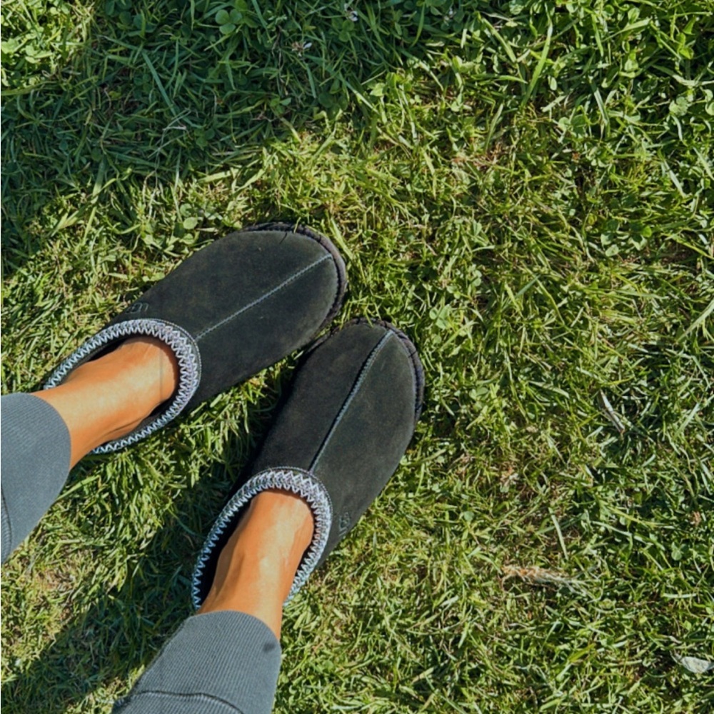 UGG Tasman